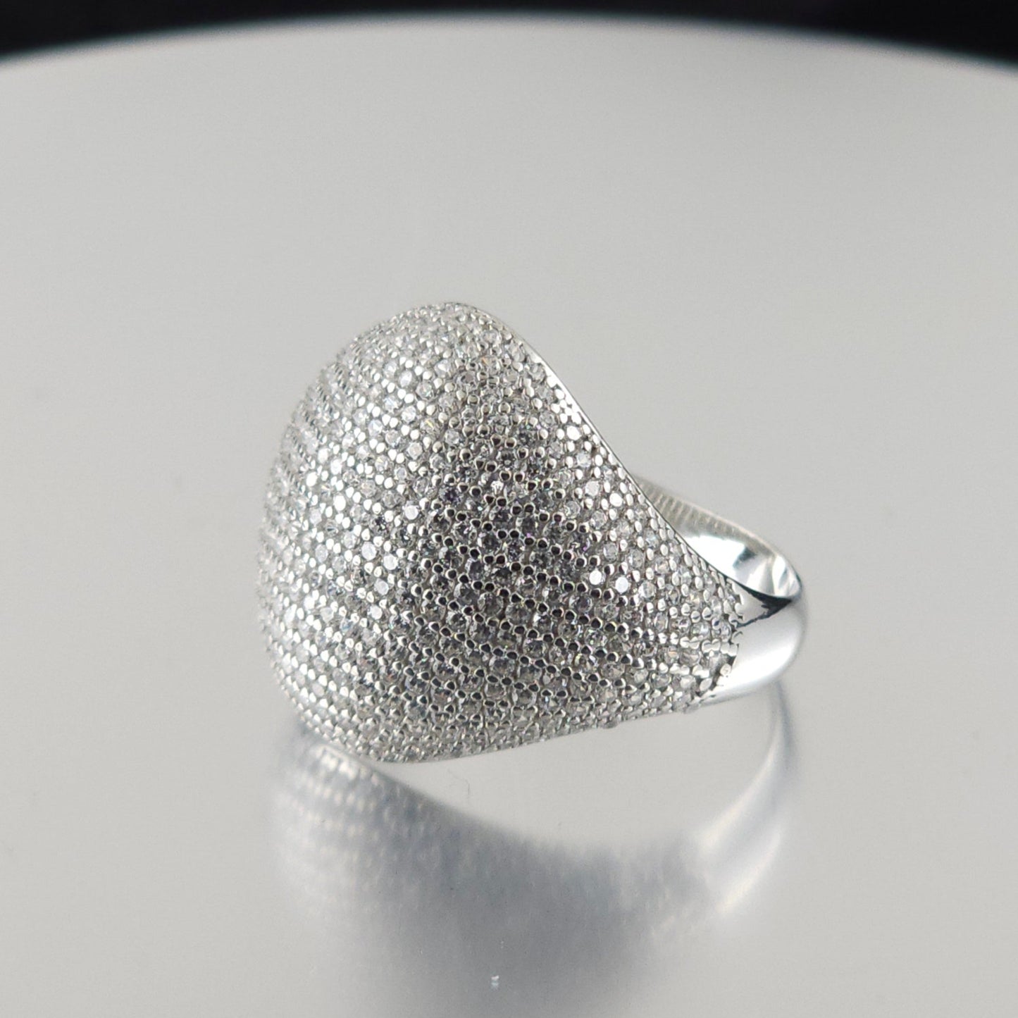 925 Sterling Silver Fashion Ring R6