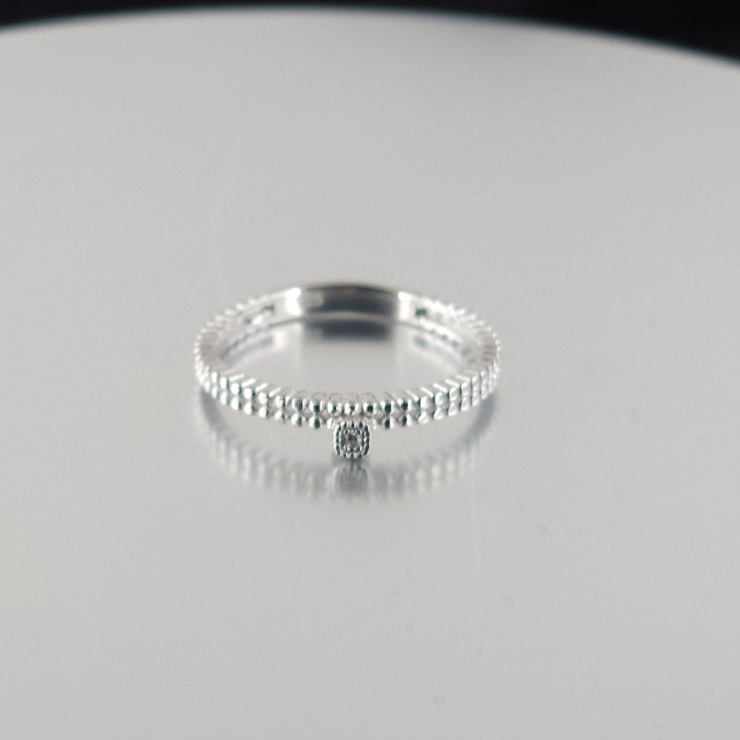 925 Sterling Silver Fashion Ring R19