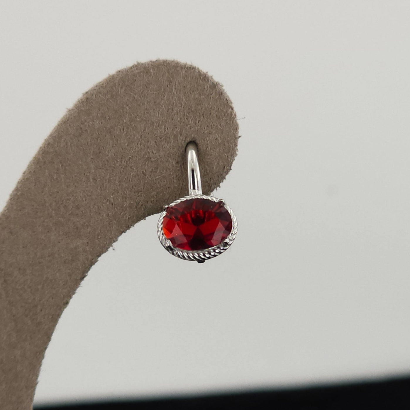 925 Sterling Silver Fashion Earring E4