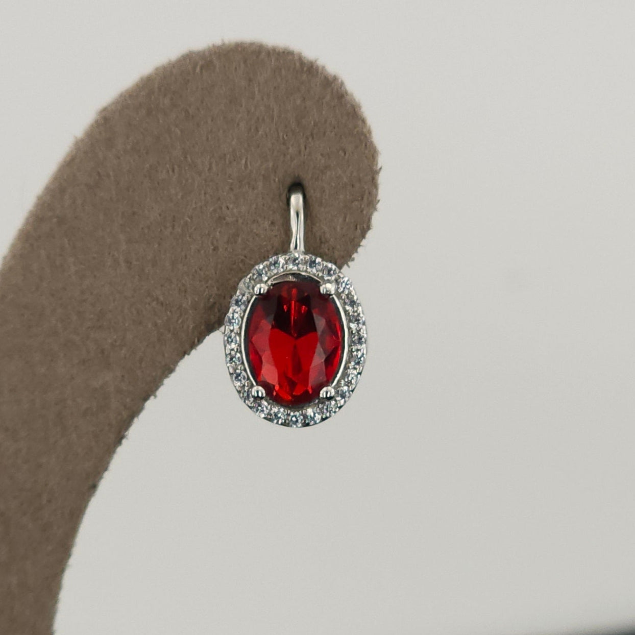 925 Sterling Silver Fashion Earring E14