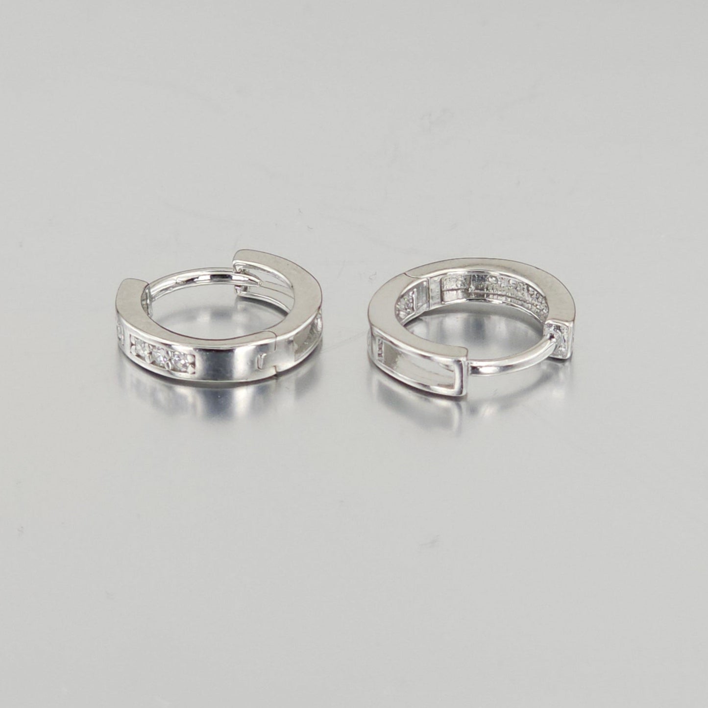 925 Sterling Silver Fashion Earring E7