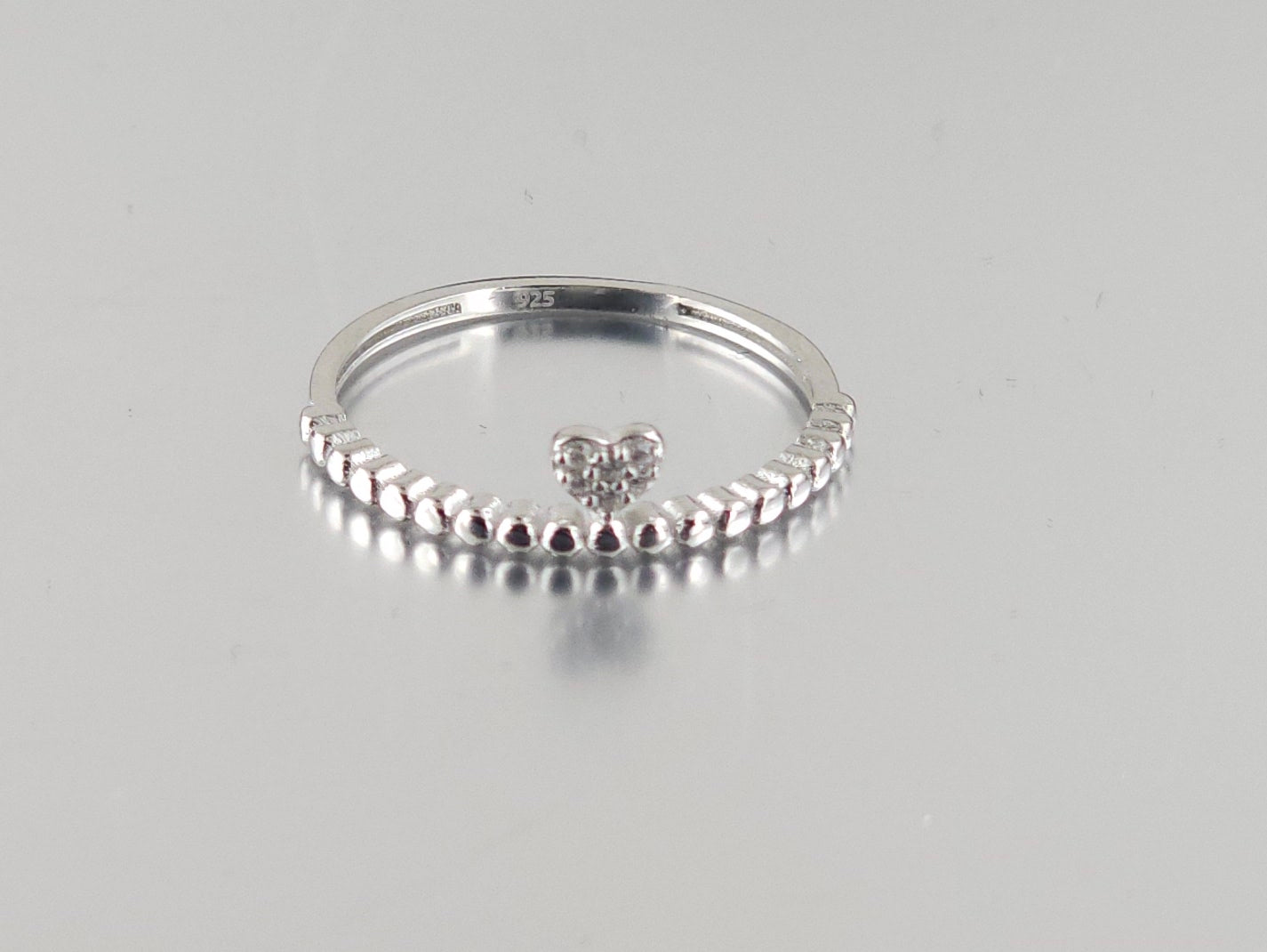 925 Sterling Silver Fashion Ring R49