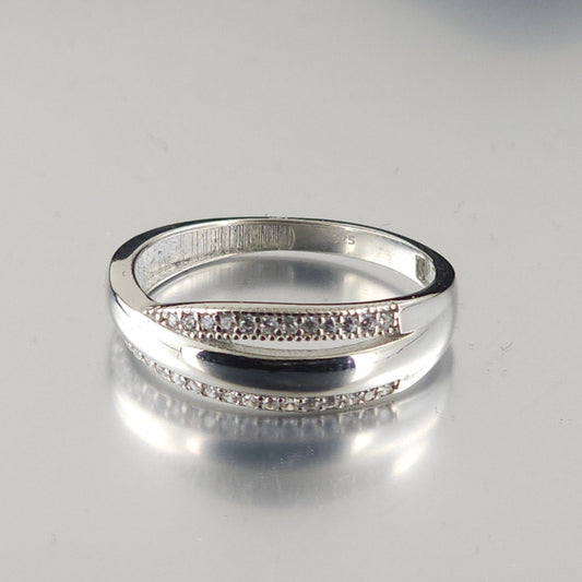 925 Sterling Silver Fashion Ring R-02