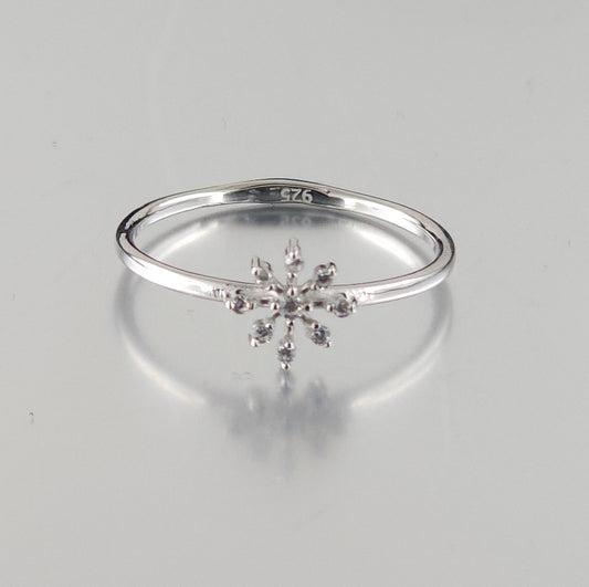 925 Sterling Silver Fashion Ring R26