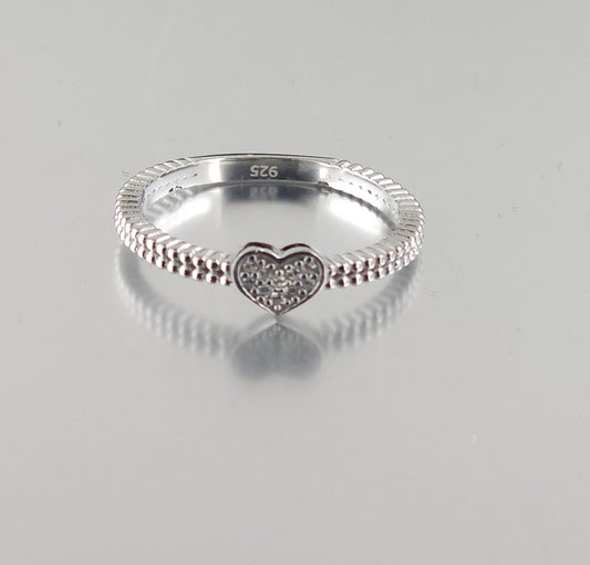 925 Sterling Silver Fashion Ring R44