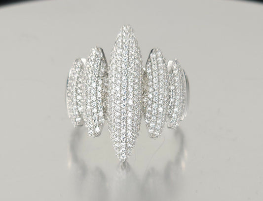 925 Sterling Silver Fashion Ring R63