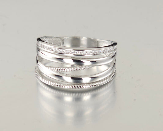 925 Sterling Silver Fashion Ring R66