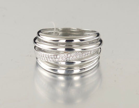925 Sterling Silver Fashion Ring R67